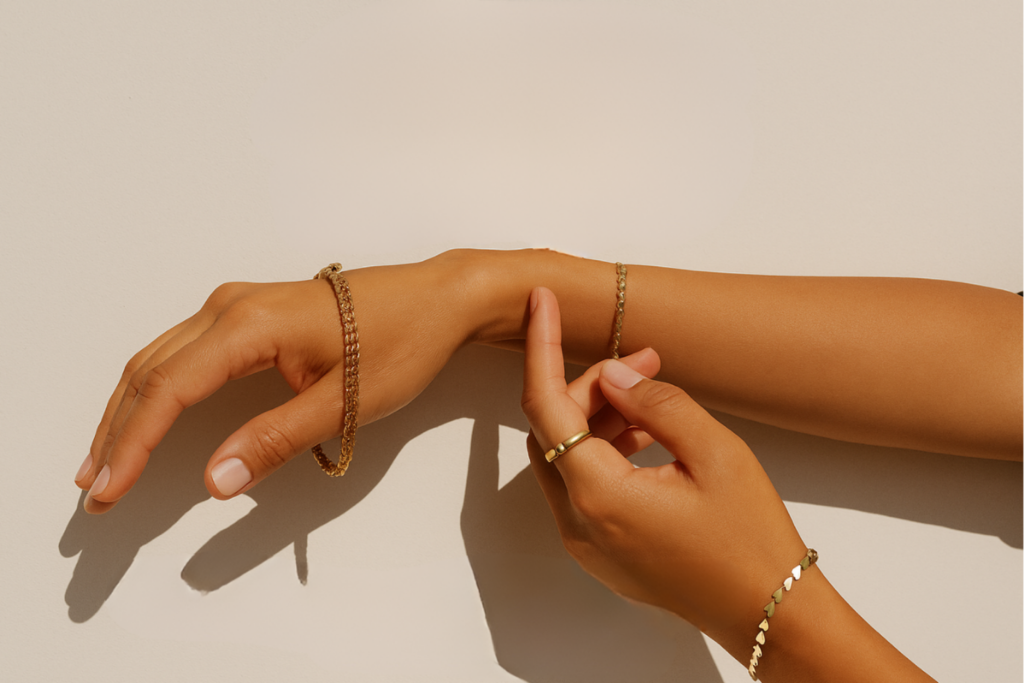 Jewelry Shopping Assistant for personalized gift, ring and earring recommendations